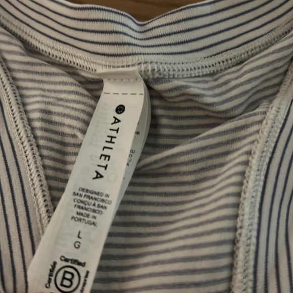 Athleta large tank top - Picture 2 of 3